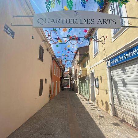 F2 Quartier Des Arts St Raphael Lejlighed Saint-Raphaël Eksteriør billede